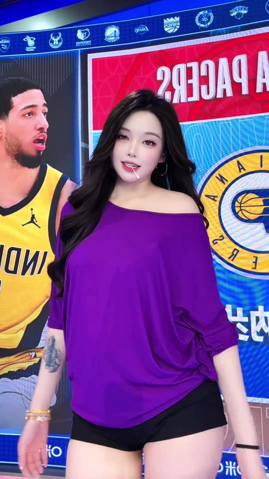 美女主播小太陽：年輕的將軍意氣風(fēng)發(fā)！ 哈利伯頓強(qiáng)的可怕